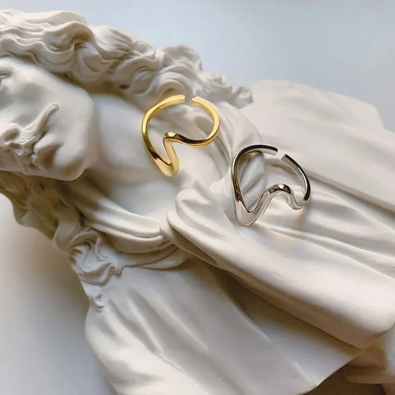 WAVELO Ring – Verstellbarer Vintage-Ring mit Wellenstruktur