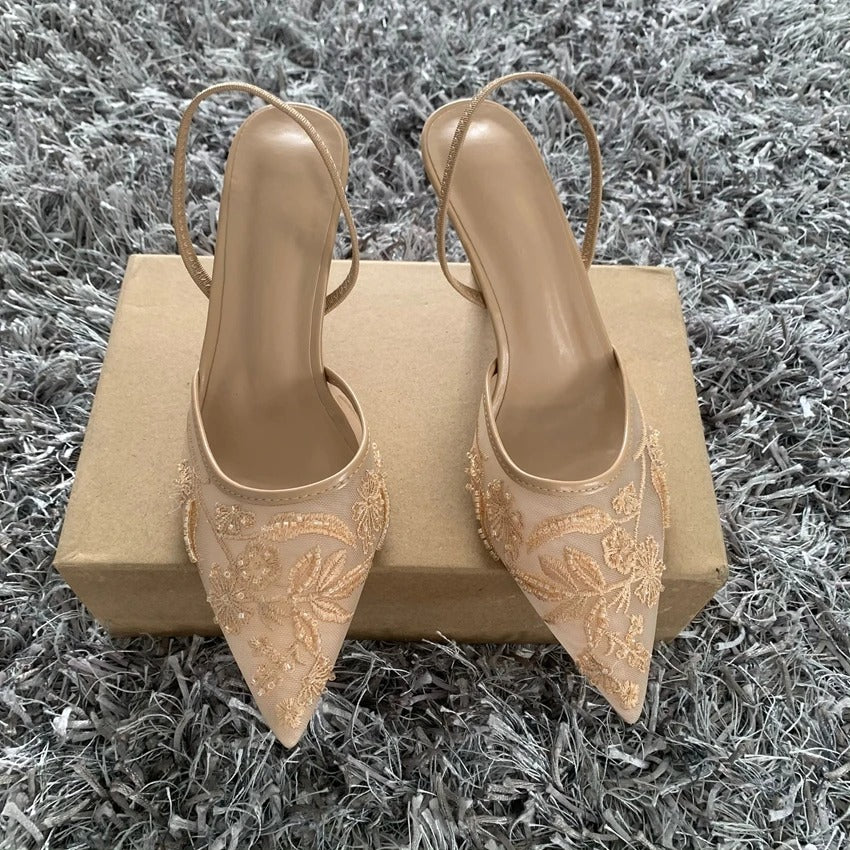 ÉLÉNA Heels – Elegante Spitzen-Slingbacks mit Stickerei