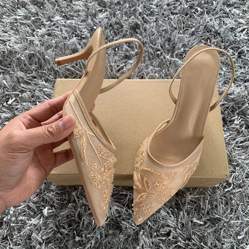 ÉLÉNA Heels – Elegante Spitzen-Slingbacks mit Stickerei
