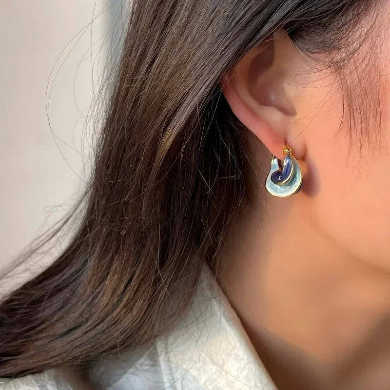 ELINA Hoops – Vergoldete Emaille-Creolen