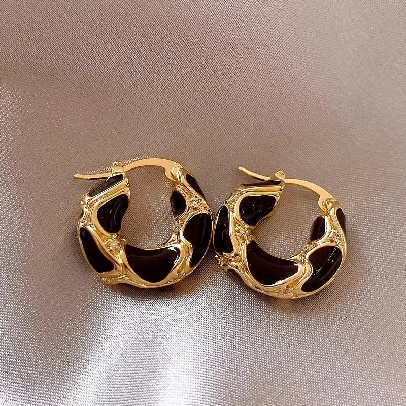ARIELLE Hoops – Vergoldete Vintage-Creolen mit Emaille-Finish