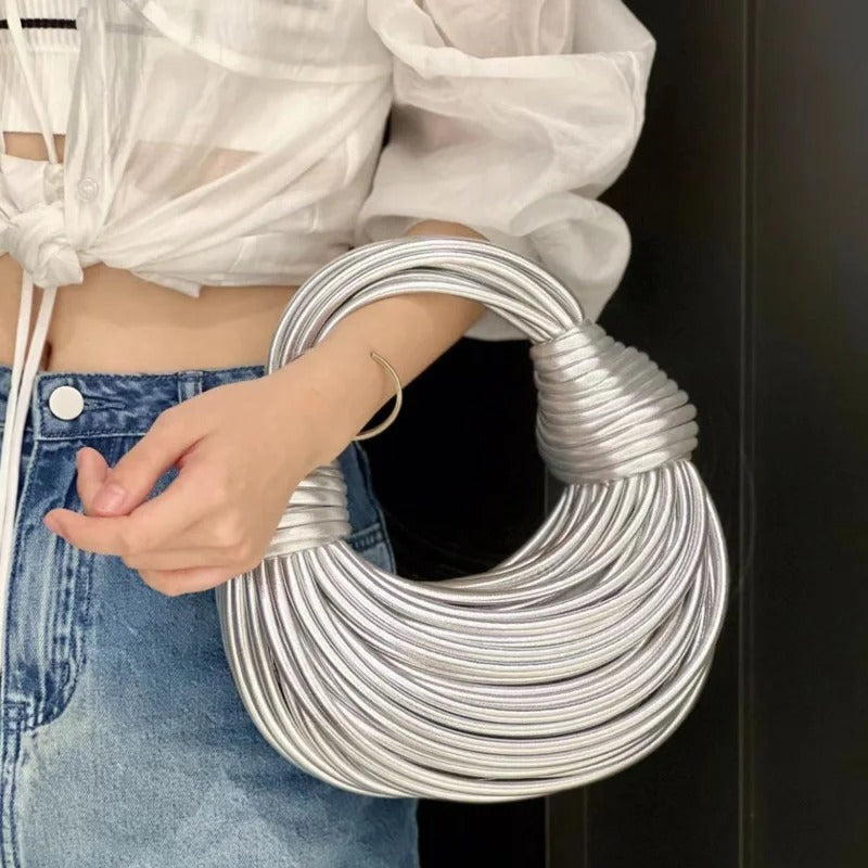 NOÉLIA – Luxus-Handgewebte Clutch in Gold & Silber