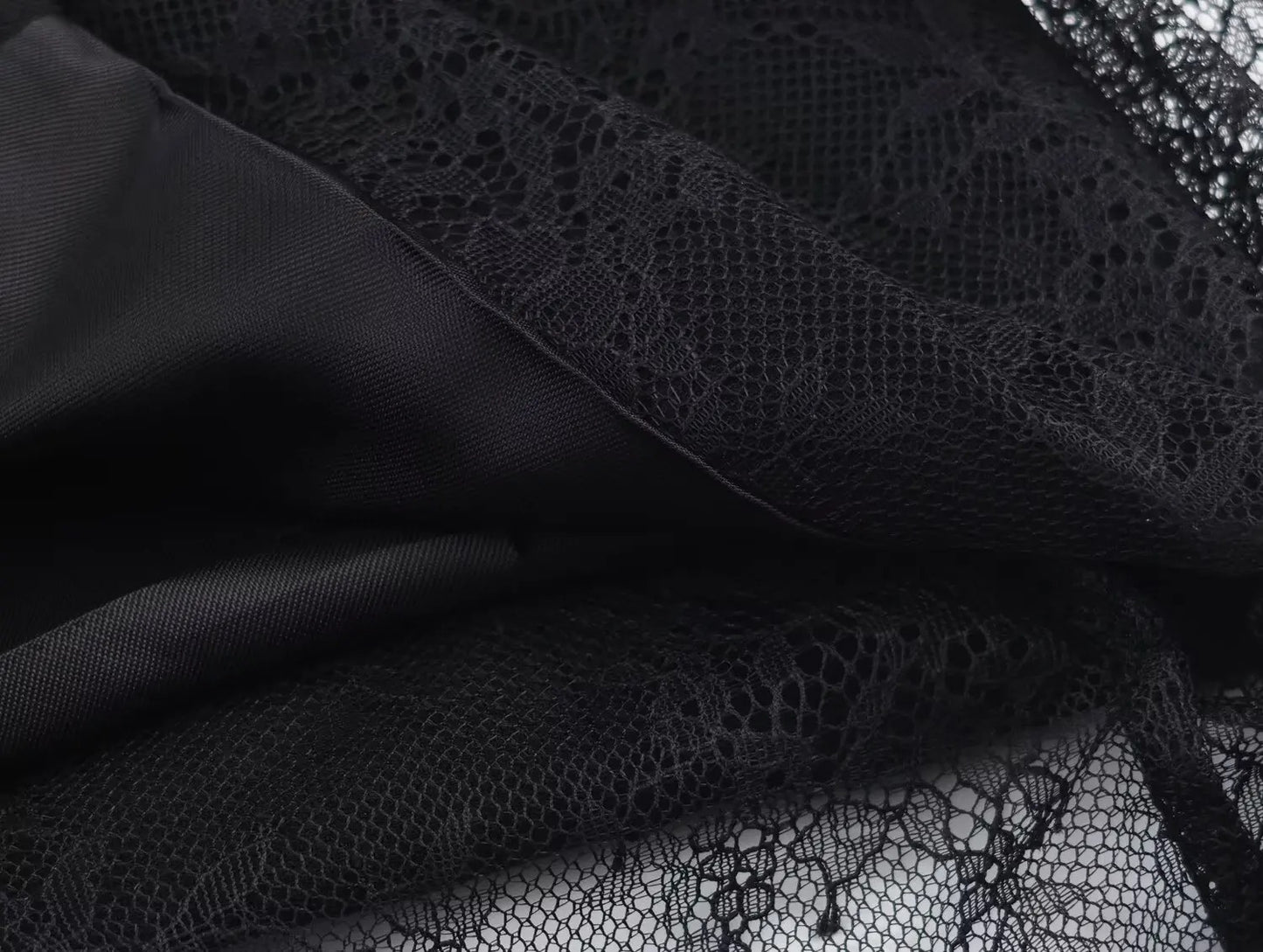 Blazer Kleid Schwarz mit Spitzenbesatz